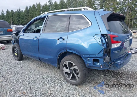 2023 Subaru Forester Touring Touring z USA, uszkodzony, nr VIN JF2SKARC3PH439020